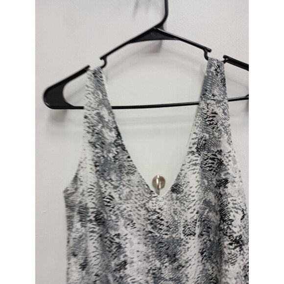 Everive Allison Joy Womens Blouse Small Gray White Animal Print Sleeveless Top - Picture 2 of 7